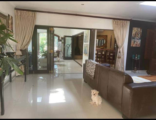 5 BEDROOM HOUSE FOR SALE IN WATERKLOOF
